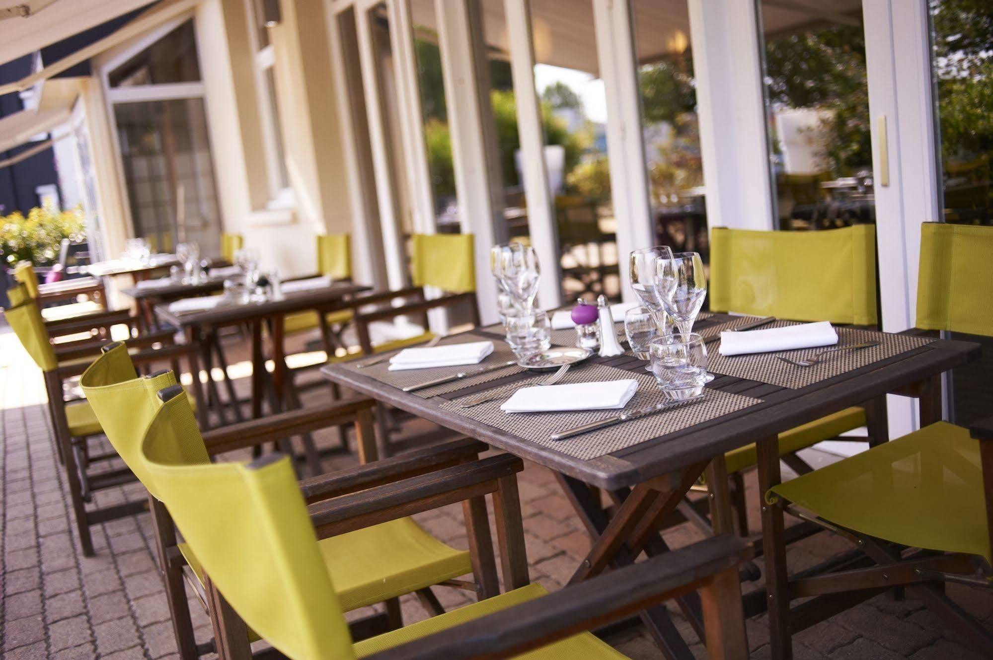 Hotel Restaurant Du Parc Saumur Logis Elegance Exterior foto